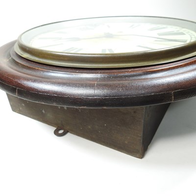 Lot 128 - A dial clock