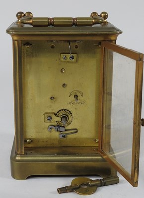 Lot 434 - A carriage clock