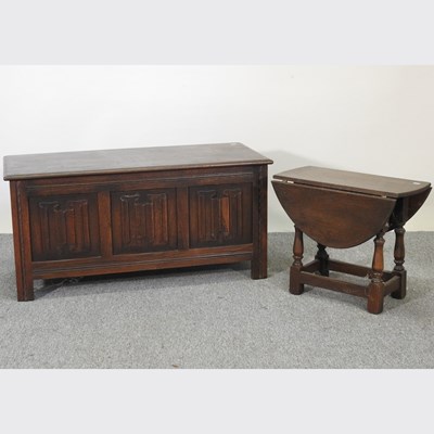 Lot 136 - A box and table