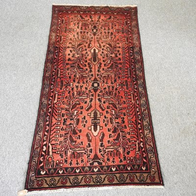 Lot 178 - A hamadan rug