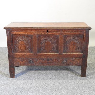 Lot 155 - An oak coffer