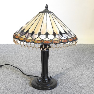 Lot 319 - A Tiffany style lamp