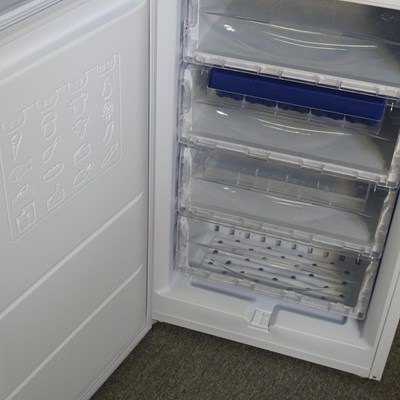 Lot 199 - A fridge freezer