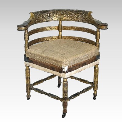 Lot 294 - A gilt corner chair