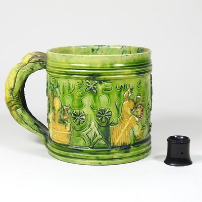 Lot 286 - A Castle Hedingham mug