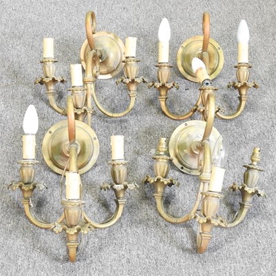 Lot 388 - Four wall lights