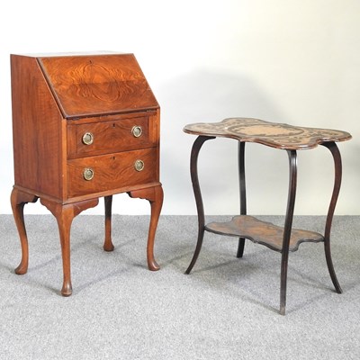 Lot 408 - A table and bureau