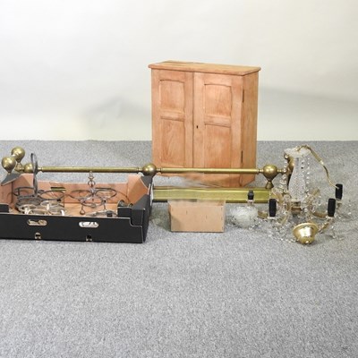 Lot 367 - A fender, cabinet and chandelier