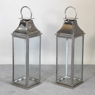 Lot 301 - A pair of lanterns