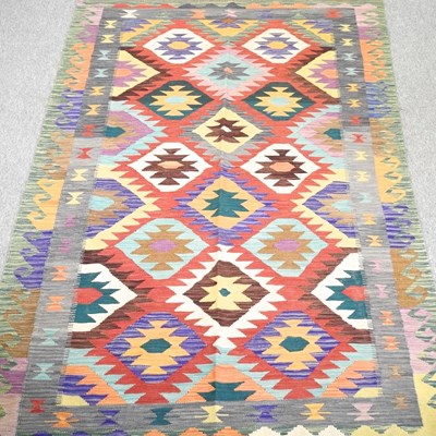 Lot 280 - A kilim rug