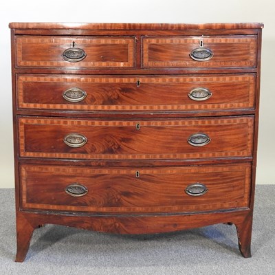 Lot 317 - A Regency chest