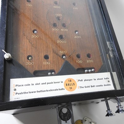 Lot 135 - An American pinball game