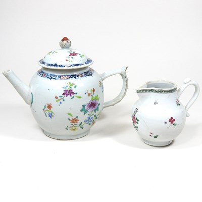 Lot 19 - A Chinese teapot and jug