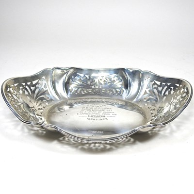 Lot 30 - A silver basket