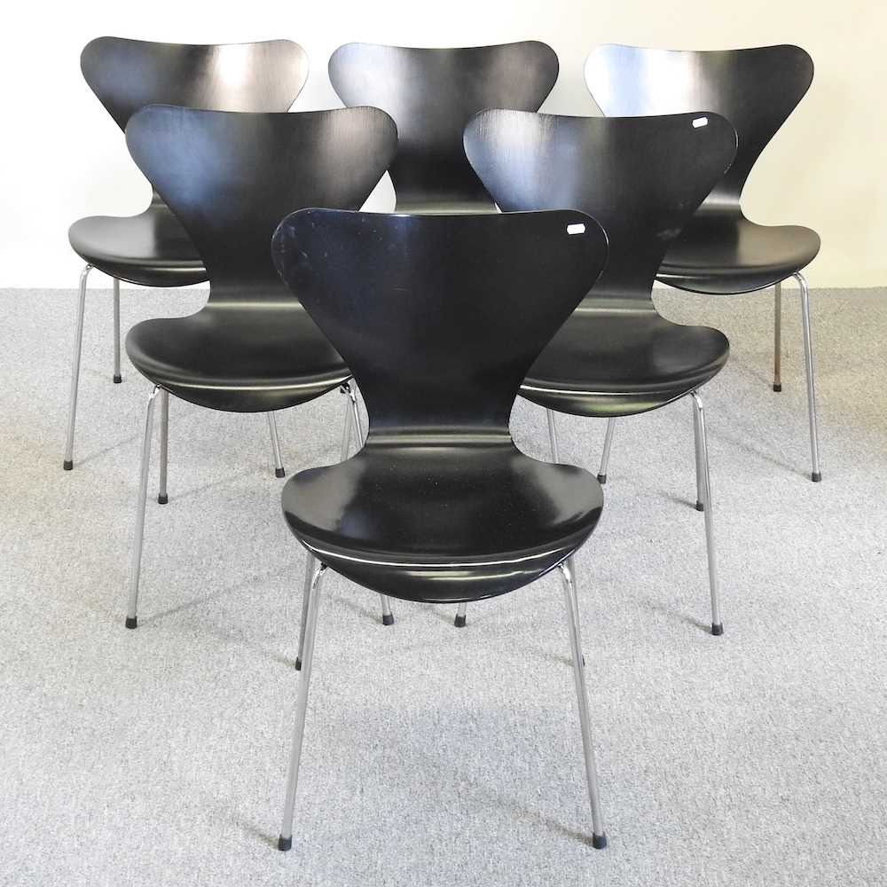 Lot 289 - Fritz Hansen dining chairs