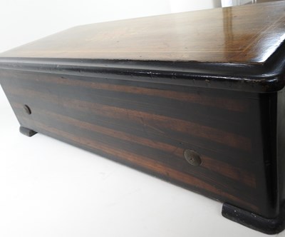 Lot 46 - A Swiss musical box