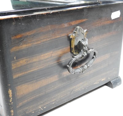 Lot 46 - A Swiss musical box