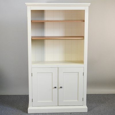 Lot 649 - A painted bookcase