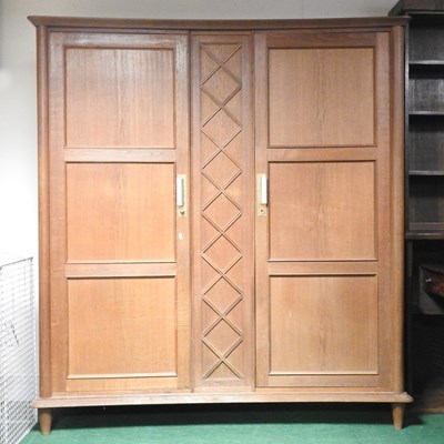 Lot 488 - An Art Deco French armoire