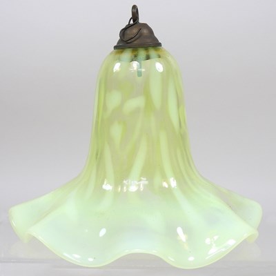 Lot 152 - A glass smoke bell