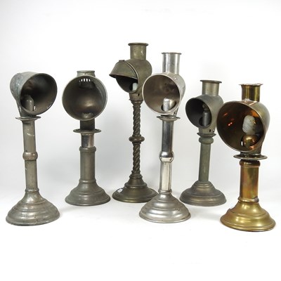 Lot 564 - Six oil lamps