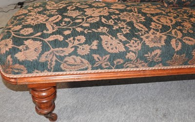 Lot 628 - A Victorian floral upholstered chaise longue