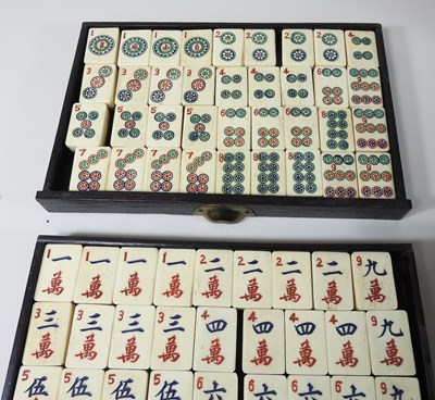 Lot 143 - A mid 20th century mah-jong set