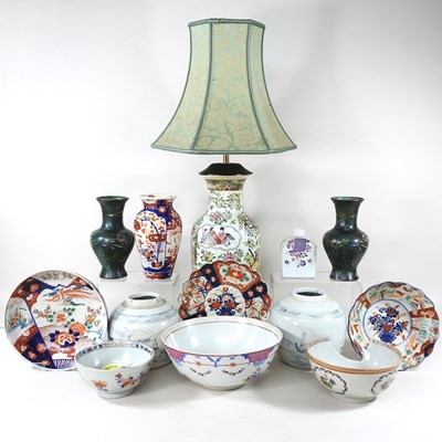 Lot 627 - A collection of oriental items