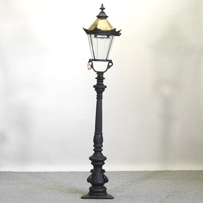 Lot 418 - A Victorian style metal garden lantern