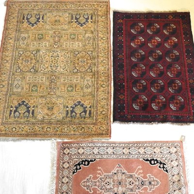 Lot 382 - A collection of rugs