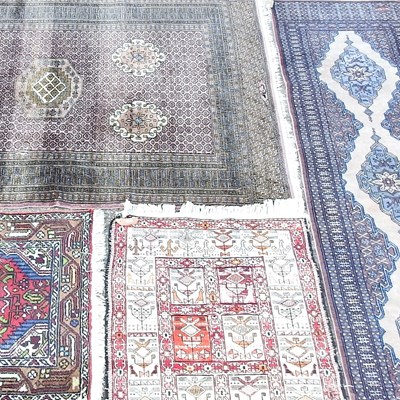 Lot 764 - A collection of rugs