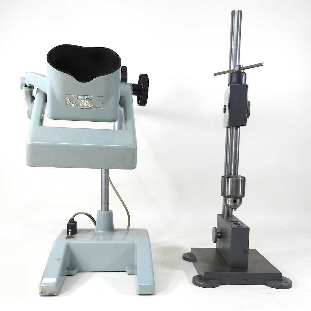 Lot 578 - A pillar drill