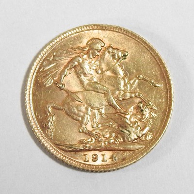 Lot 328 - A gold sovereign