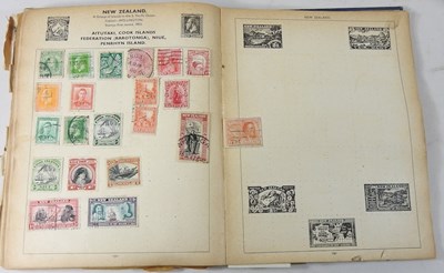 Lot 77 - A collection of stamps