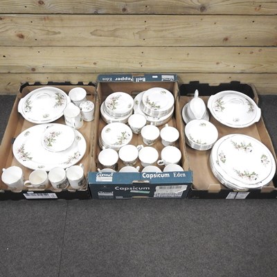 Lot 475 - A Berkshire bone china service