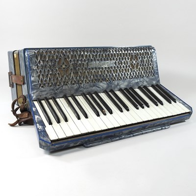 Lot 353 - A Hohner Verdi III piano accordion