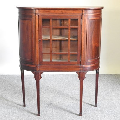 Lot 266 - An Edwardian cabinet