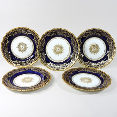 Lot 539 - A set of Doulton plates