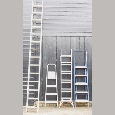 Lot 587 - A collection of ladders