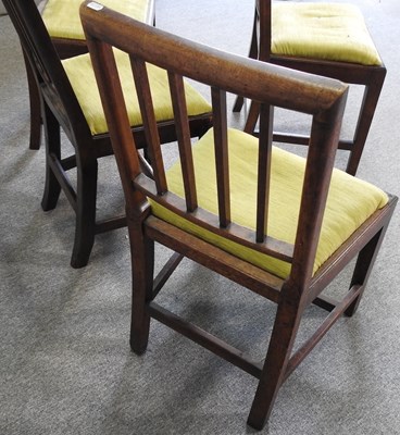 Lot 101 - A set of dining chairs