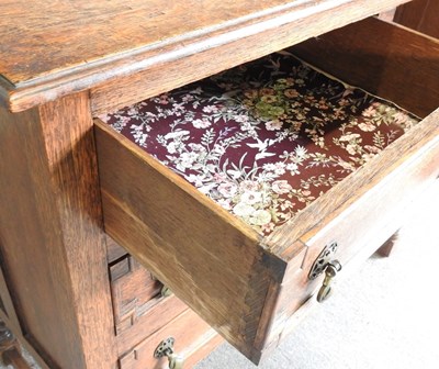 Lot 128 - A 1920's oak dresser