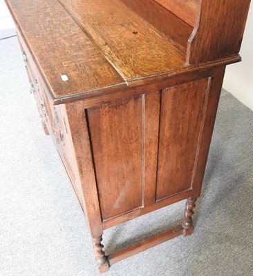Lot 128 - A 1920's oak dresser