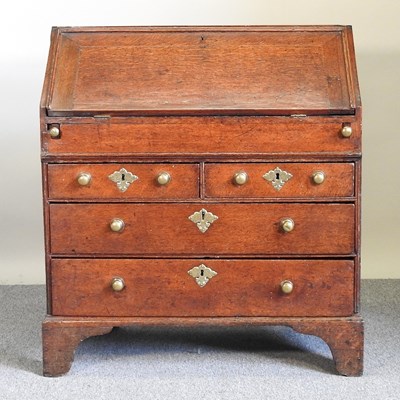 Lot 541 - An 18th century bureau