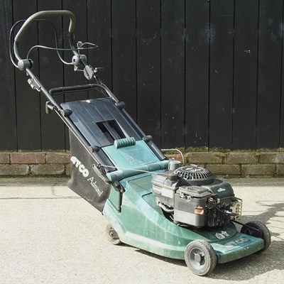 Lot 332 - An Atco lawnmower