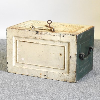 Lot 226 - A cast iron safe