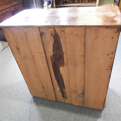 Lot 96 - A Victorian chest