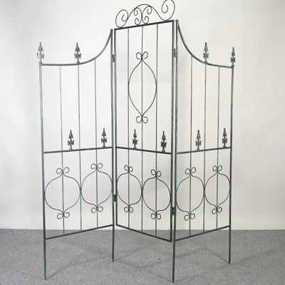 Lot 216 - A metal garden screen