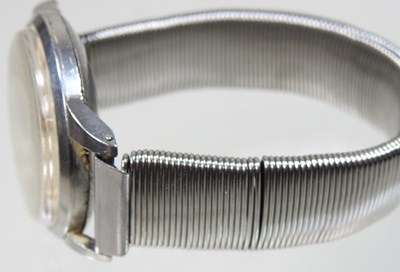 Lot 69 - An International Watch Company vintage automatic gentleman's wristwatch