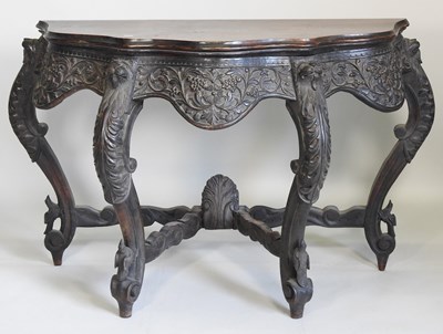 Lot 193 - A 19th century Anglo-Indian table