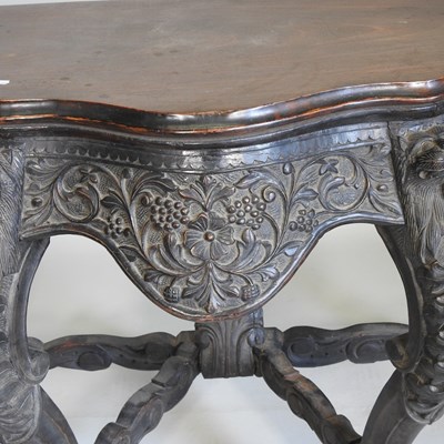 Lot 193 - A 19th century Anglo-Indian table